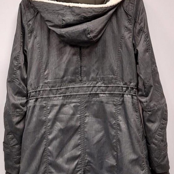 Lululemon Athletica Gray Ski Jacket with Hood Sz M - Picture 3 of 12